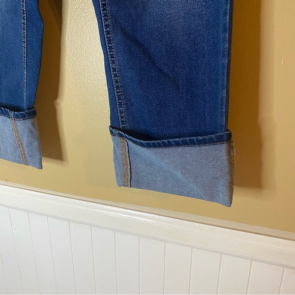 Frye Women’s Cuffed Cropped Jean Size 9/30 Dark Blue Denim - Picture 9 of 14